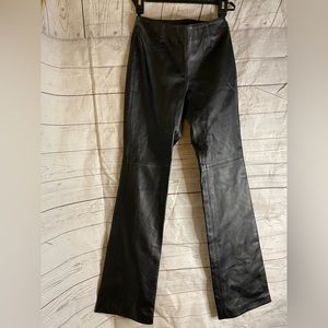 Mode International Genuine Leather. Size 0